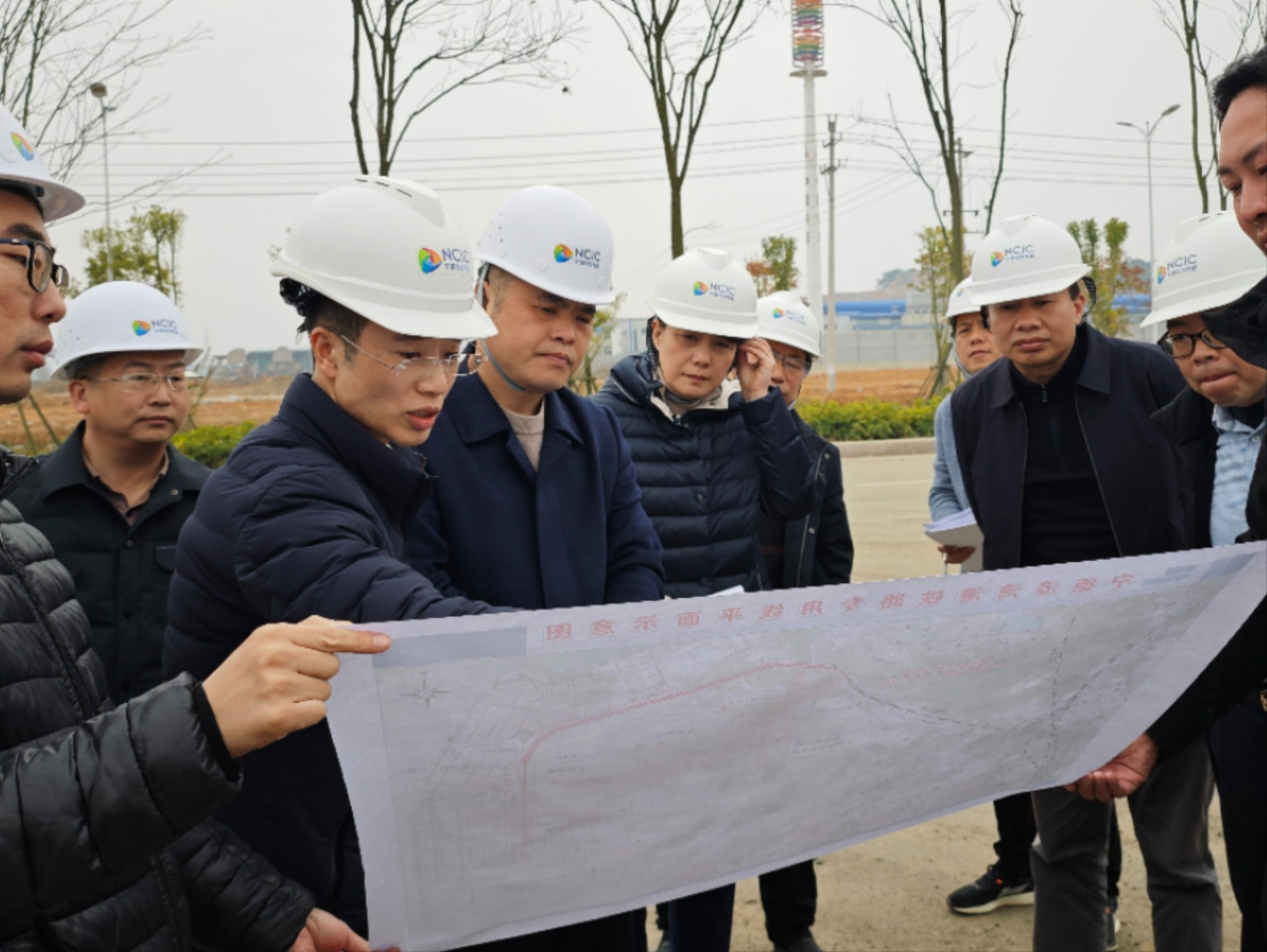2024-2-29市交投集團(tuán)領(lǐng)導(dǎo)深入市交投物流集團(tuán)項(xiàng)目一線調(diào)研，章佳琦拍攝2.jpg