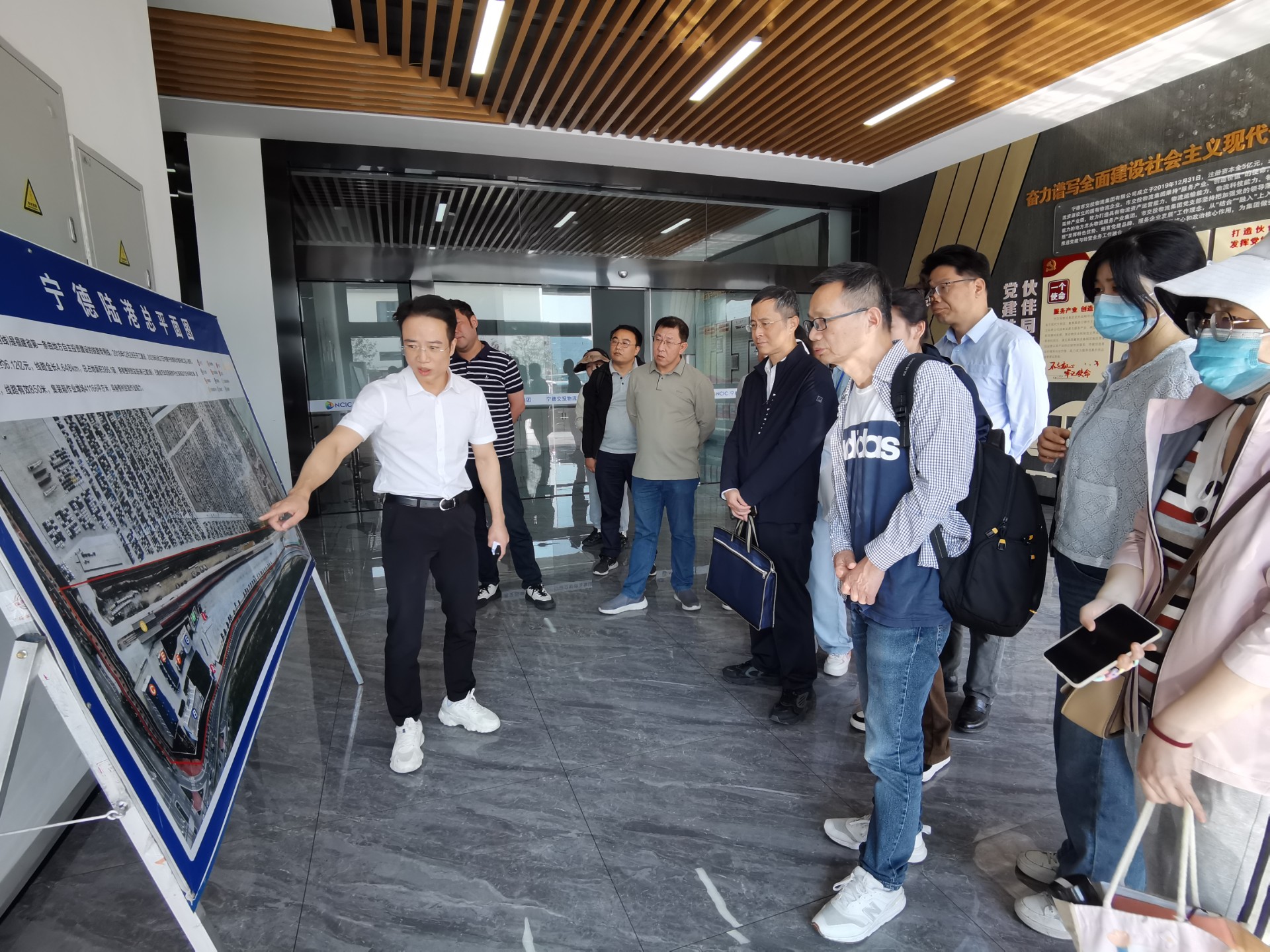 寧德汽車基地項(xiàng)目鐵路專用線擴(kuò)建工程可研報(bào)告評(píng)估會(huì)順利召開，張長(zhǎng)明拍攝1.jpg